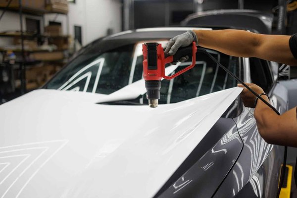 Quels sont les impacts des nouvelles technologies de peinture auto-réparatrice sur l'entretien des véhicules?